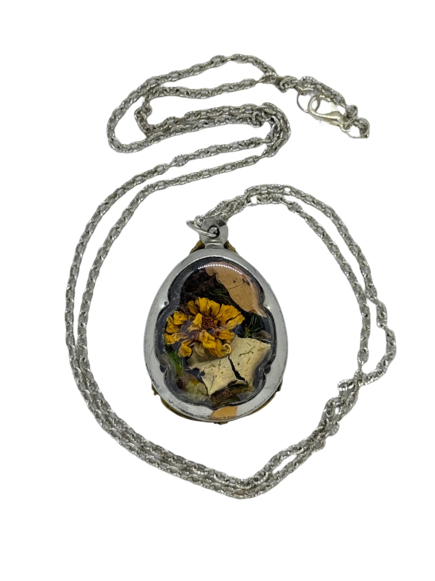Field of Flowers Necklace 5